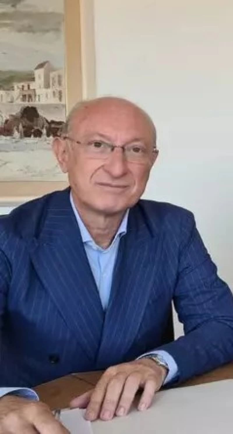 Indagato per violenza sessuale, Reina si dimette da direttore sanitario dell’Asp di Catania