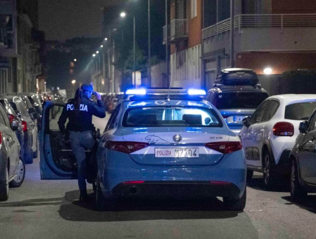 Orrore a Milano, uccisa dall’ex compagno con 24 coltellate