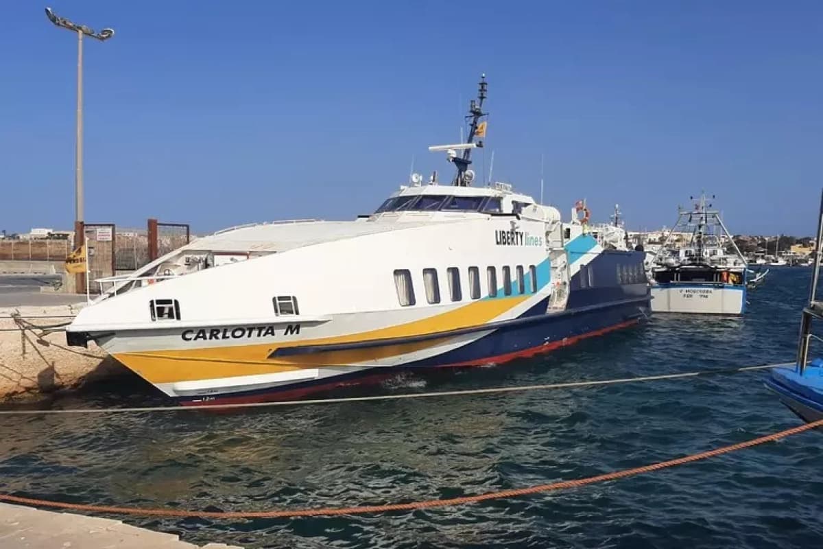 Liberty Lines, sequestrate quote azionarie: 48 indagati