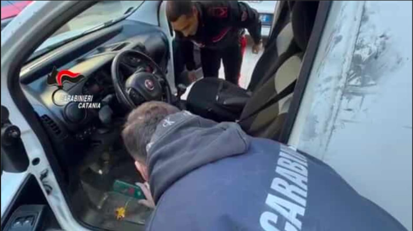 Pasticcere aggredito e derubato mentre effettuava consegne