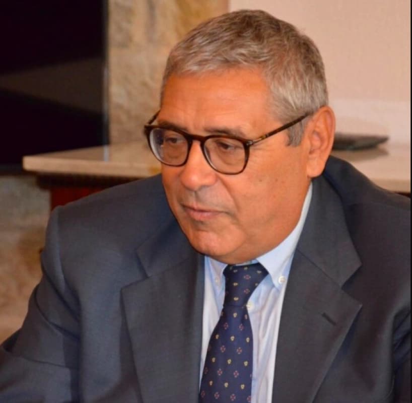 Il gip dispone gli arresti domiciliari per Totò Cuffaro