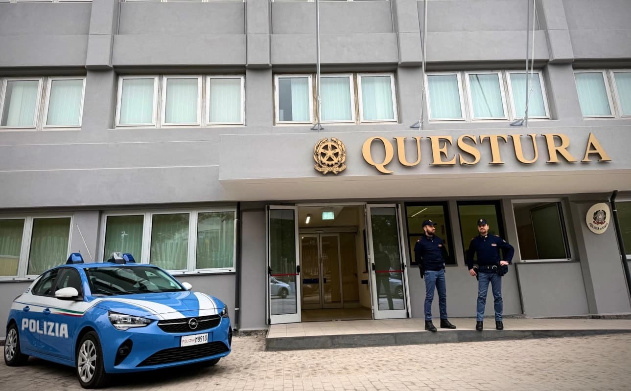 Catania, la Polizia arresta due rapinatori di oro e apre un nuovo ufficio denunce