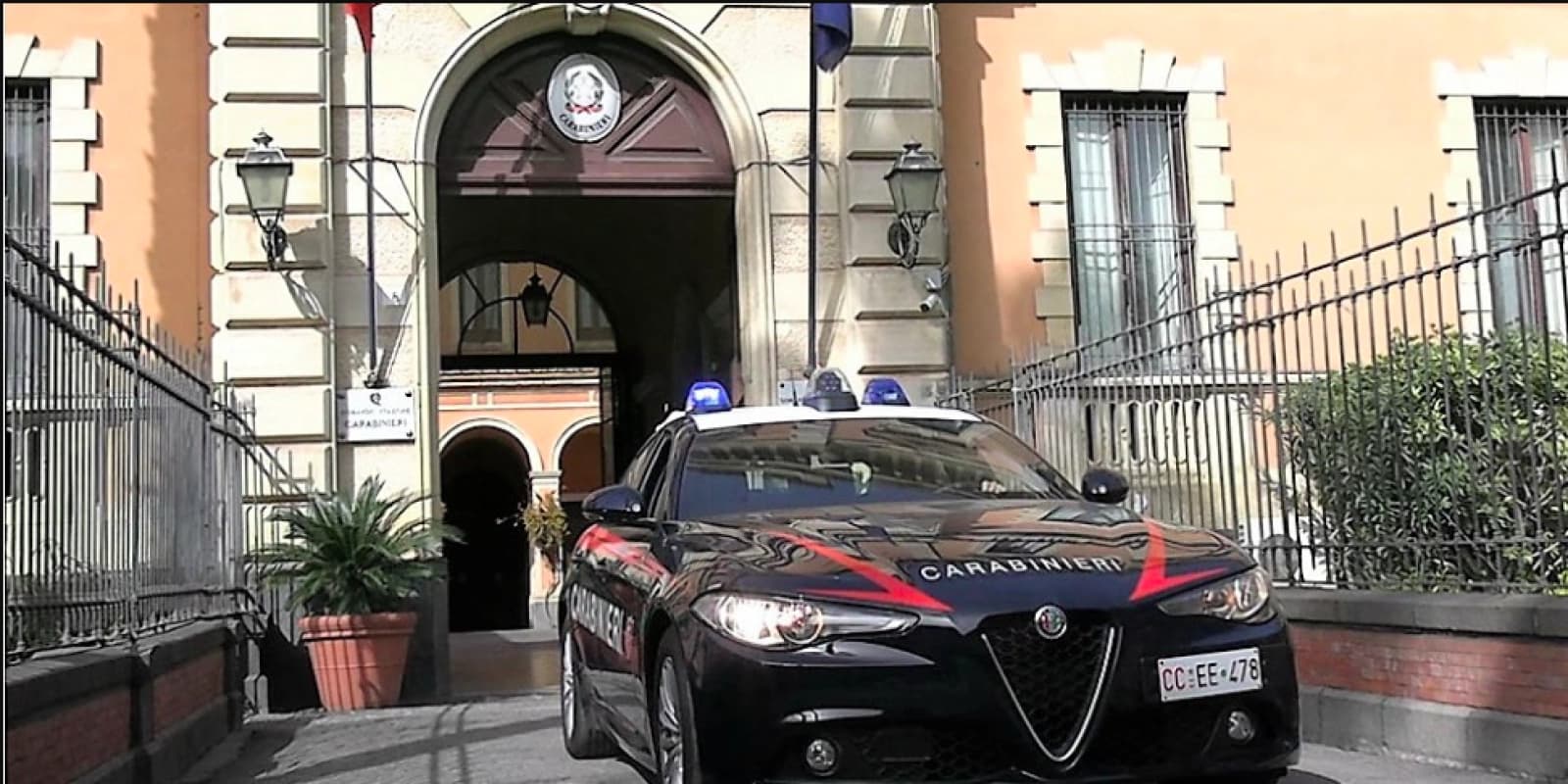 Truffa due messinesi con il metodo del “finto carabiniere”, arrestato minorenne catanese