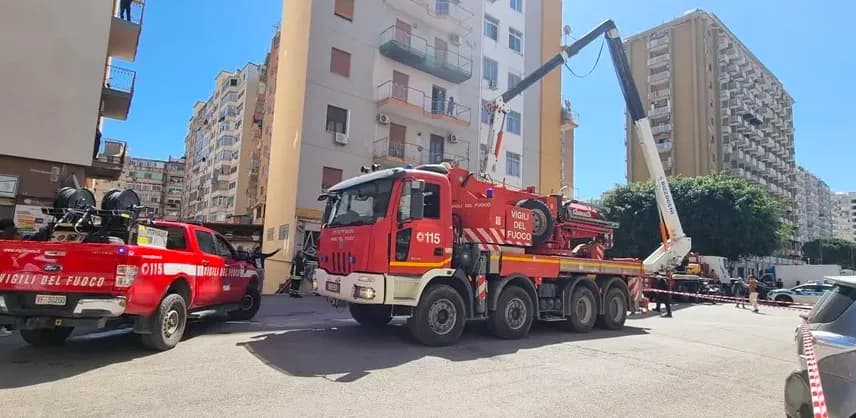 Palermo, due operai hanno perso la vita cadendo da una gru