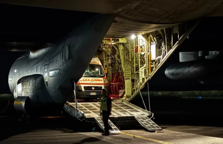 Volo salvavita dell’areonautica da Sigonella a Ciampino, per un bimbo di 7 anni