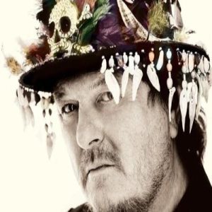 cover_black_cat_zucchero-k9NE--1280x960@Produzione