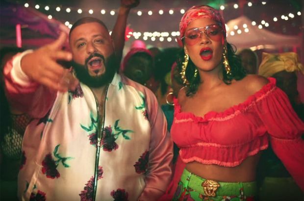  “WILD THOUGHTS” – DJ KHALED feat. RIHANNA e BRYSON TILLER