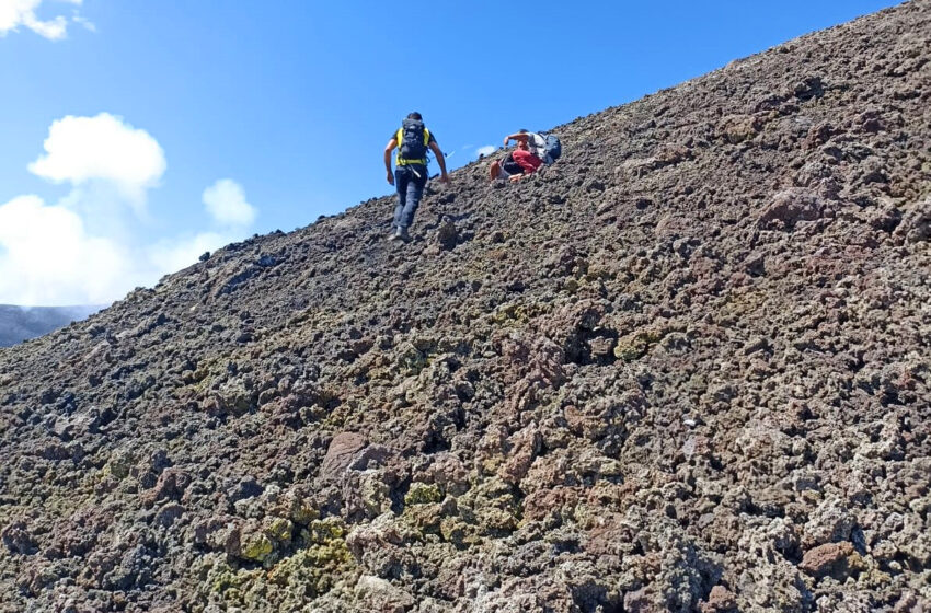  Etna, soccorso turista francese nella zona dei crateri a quota 3200