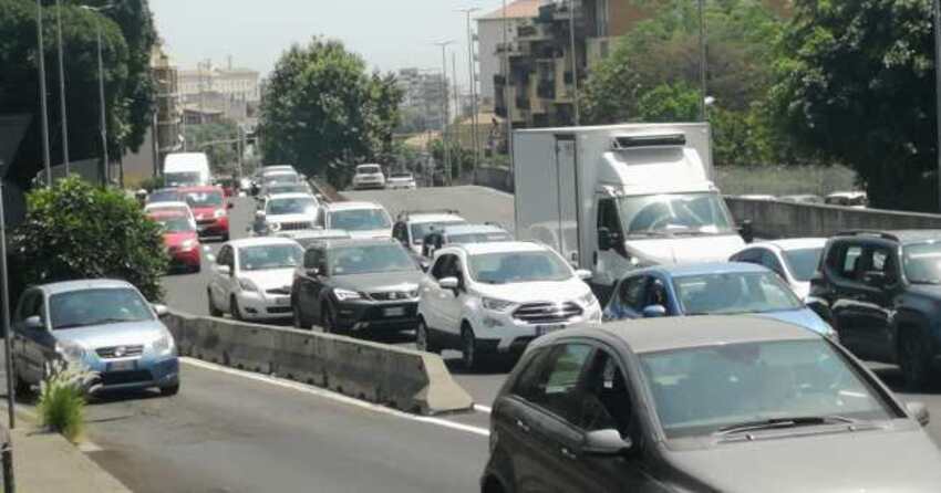  Catania, traffico in tilt