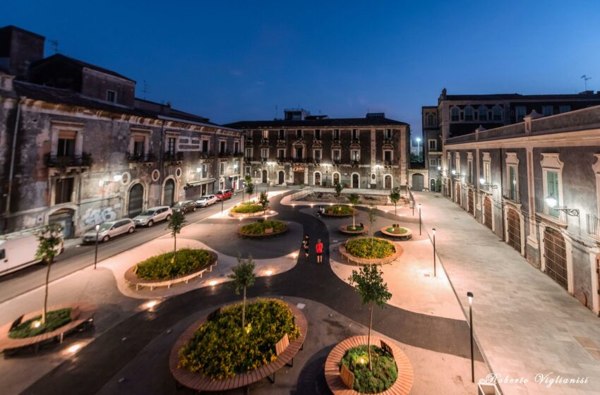  Riqualificata e pedonalizzata, piazza Duca di Genova torna ai catanesi